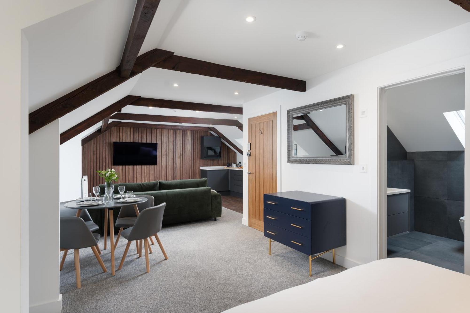 Luxury Modern Suite In Marazion With Parking Екстериор снимка