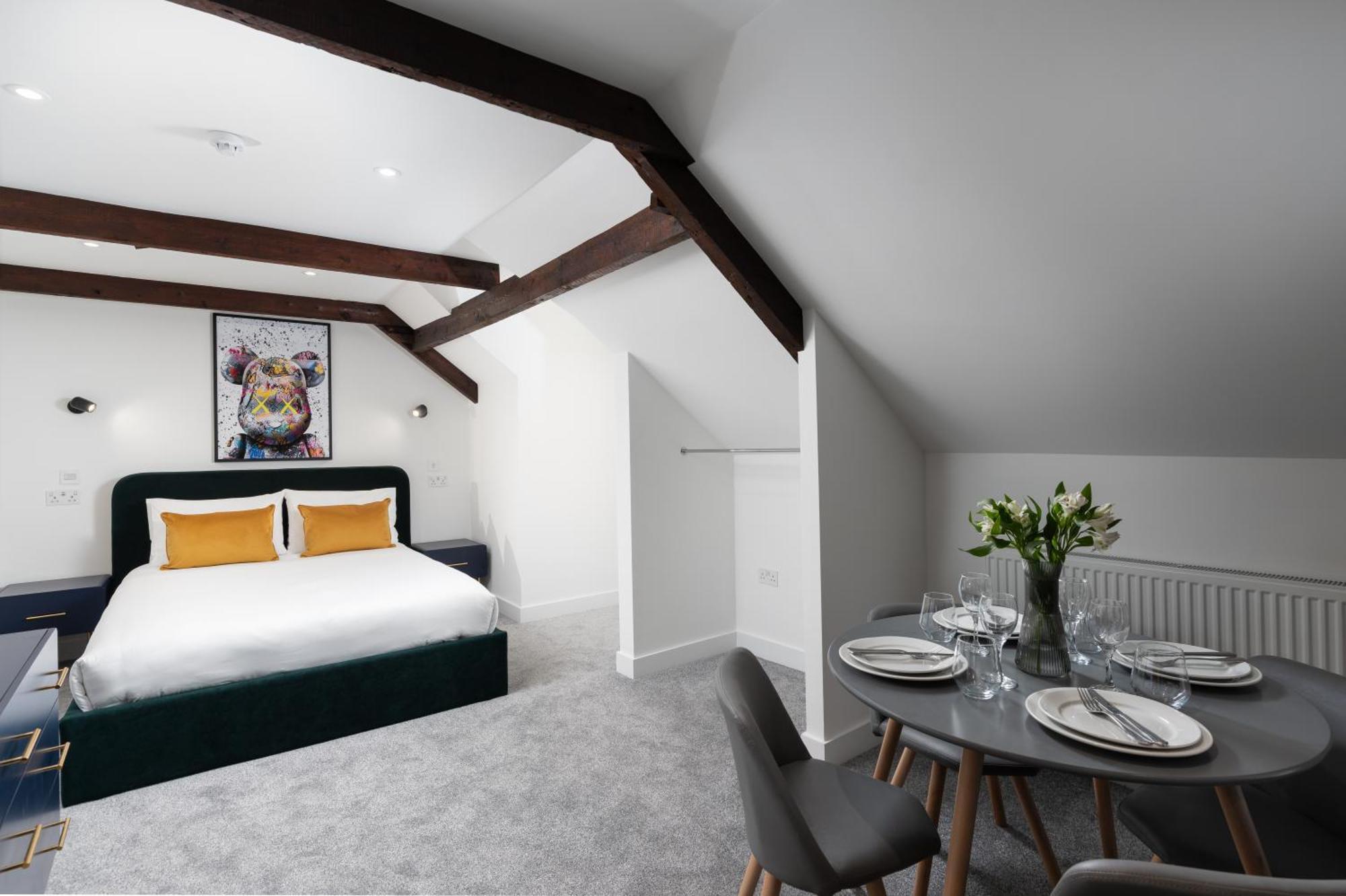 Luxury Modern Suite In Marazion With Parking Екстериор снимка